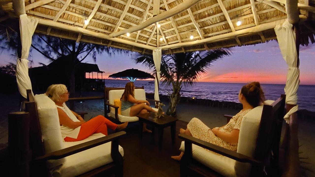 Ecolodge Du Menabe Belo Luaran gambar